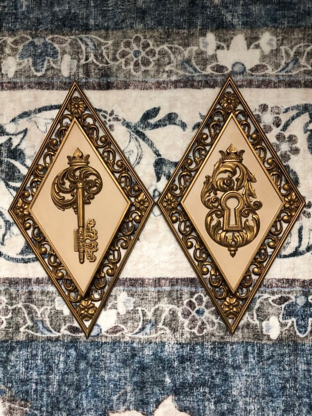 MCM Vintage Syroco Gold Diamond Wall Plaques Lock & Key No. 4271 - Set of 2